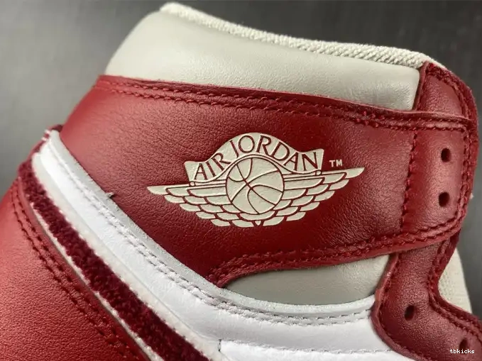 Rep TB 1 High Jordan (W) Newstalgia Chenille DJ4891-061 OG 0507
